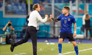 Mancini xứng danh 'người thợ may tài ba'
