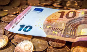 EU cam kết lộ trình củng cố liên minh kinh tế và tiền tệ