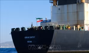 Liban không nhận được yêu cầu cập cảng của tàu chở dầu Iran