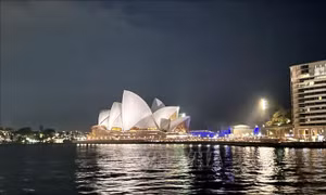 Người dân Australia đếm ngược chờ đón màn bắn pháo hoa chào Năm mới 2025