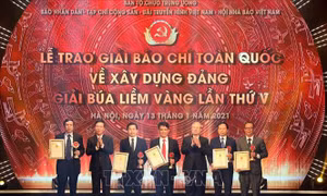 Giải Búa liềm vàng thắp lên không khí sáng tạo viết về xây dựng Đảng
