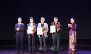 Liên hoan Sân khấu Hà Nội mở rộng năm 2024: Trao 82 giải thưởng