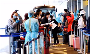 Dịch COVID-19: Quyết liệt nơi tuyến đầu