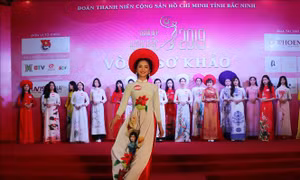 Người đẹp Kinh Bắc tỏa sáng miền Quan họ