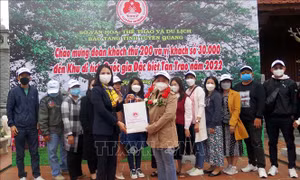 Khu di tích Quốc gia đặc biệt Tân Trào đón vị khách thứ 30.000 đến tham quan