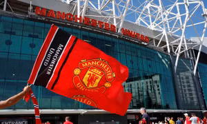 Tập đoàn Apple muốn mua lại CLB Manchester United