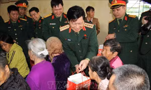 Đại tướng Ngô Xuân Lịch dự Ngày hội Đại đoàn kết toàn dân tộc tại Hà Nam