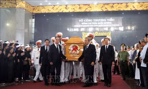 Cử hành trọng thể Lễ truy điệu và an táng đồng chí Trần Quốc Hương