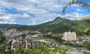 Du ký đất Lào - Bài cuối: Từ Sầm Nưa đến Viengxay - Những trang ký ức