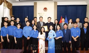 Trung ương Đoàn TNCS Hồ Chí Minh ghi nhận thành tích xuất sắc của nhiều tập thể, cá nhân tại LB Nga