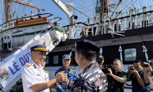 Tàu buồm Lê Quý Đôn rời Indonesia đi Brunei