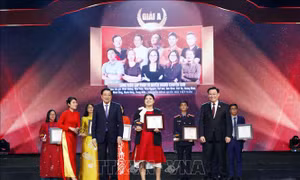 Giải Diên Hồng lần thứ hai năm 2024: Tăng cường mối quan hệ mật thiết giữa đại biểu dân cử với cử tri