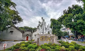 Hà Nội nghiên cứu kỹ điểm di dời tượng đài ‘Quyết tử để Tổ quốc quyết sinh’