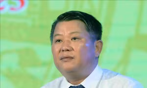 Ông Lò Minh Hùng điều hành Đảng bộ tỉnh Sơn La