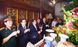 Thủ tướng Phạm Minh Chính dự Quốc Giỗ, dâng hương các Vua Hùng