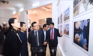 Triển lãm ảnh 'Ấn tượng Việt Nam - Trung Quốc 2018'