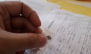 Anh rể thử súng trong vườn vô tình bắn trúng em vợ