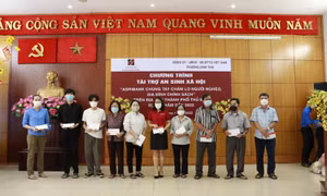 Agribank Bình Triệu chung tay vì người nghèo 