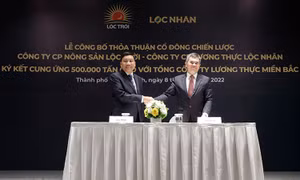 Kí kết sáp nhập công ty CP Lương thực Lộc Nhân vào Công ty CP Nông sản Lộc Trời