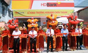 Khai trương HDBank Chơn Thành - điểm giao dịch thứ 4 tại Bình Phước