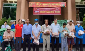 Xuân ấm áp nghĩa tình cùng Agribank Tiền Giang