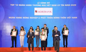  Agribank trong Top 10 Ngân hàng uy tín nhất Việt Nam 2022