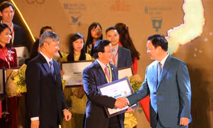 HDBank được vinh danh Top 10 Doanh nghiệp bền vững năm 2019