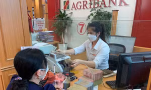 Năm 2021 - Agribank trả lại tiền thừa cho khách hàng gần 100 tỷ đồng