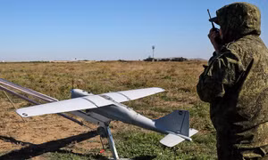 Sự khác biệt trong cách tiếp cận của Ukraine và Nga về sản xuất UAV