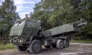 Mỹ ngừng cung cấp dữ liệu cho hệ thống tên lửa HIMARS của Ukraine