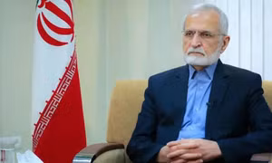 Cố vấn của Lãnh tụ Tối cao Iran bị thương nặng trong vụ pháo kích