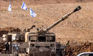 Quân đội Israel lại bất ngờ đột kích vào Dải Gaza 