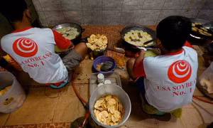 Người Indonesia điêu đứng trước cuộc khủng hoảng dầu ăn