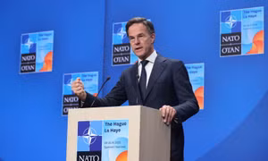 Hơn một nửa thành viên NATO cam kết tham gia sáng kiến mua vũ khí Mỹ cho Ukraine