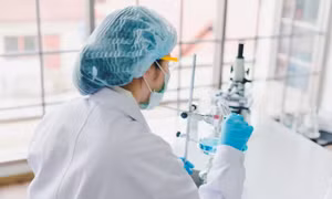 Các nhà khoa học Nga chế tạo thành công thuốc trừ sâu sinh học thế hệ mới