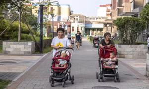 Quan điểm thay đổi, người Trung Quốc muốn tận hưởng cuộc sống không con cái khi về già