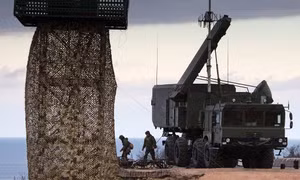 Nga kích hoạt hệ thống phòng không ở Crimea