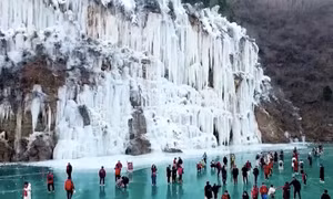 Tham quan 'xứ sở băng giá thần tiên' đẹp mê hồn ở Trung Quốc