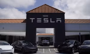 Đằng sau gói thù lao 1.000 tỷ USD của tỷ phú Elon Musk và kế hoạch lớn của Tesla 