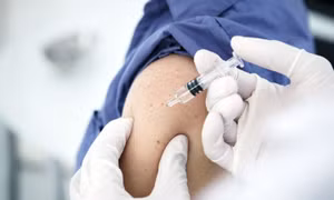Cúm mùa có thể làm tăng gấp đôi khả năng lây lan virus SARS-CoV-2?