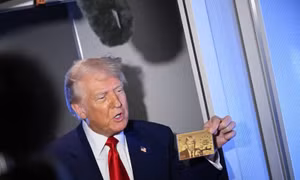 Tổng thống Trump giới thiệu thiết kế của chiếc ‘thẻ vàng’ nhập cư 5 triệu USD