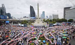 Hàng nghìn người biểu tình tại Bangkok yêu cầu Thủ tướng Thái Lan Paetongtarn từ chức