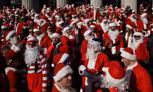 Nguồn gốc bộ trang phục đỏ trắng của Ông già Noel