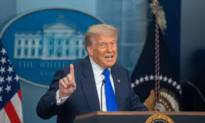 Gia hạn thỏa thuận ngừng bắn: Tín hiệu chiến lược của Tổng thống Trump với Iran