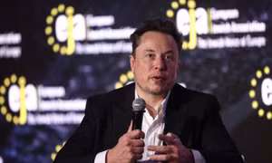 Tỷ phú Elon Musk ngắt kết nối Starlink giữa cuộc phản công của Ukraine ở Kherson?