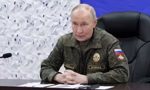 Tổng thống Putin thăm sở chỉ huy tiền tuyến, nghe báo cáo về tình hình Krasnoarmeysk