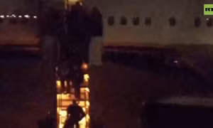 Video Tổng thống Venezuela được đưa tới New York sau khi bị bắt