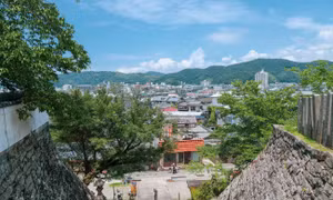 Tặng tiền cho cư dân chuyển đến sinh sống, thị trấn ở Nhật Bản vẫn gặp áp lực dân số