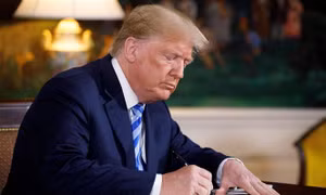Vì sao Tổng thống Trump theo đuổi chính sách siết quyền công dân theo nơi sinh?