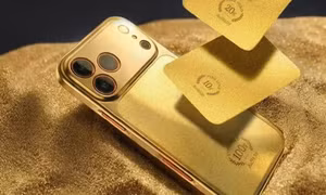 Sàn thương mại Trung Quốc tung chiêu lạ: Bán ốp vàng, tặng iPhone 17